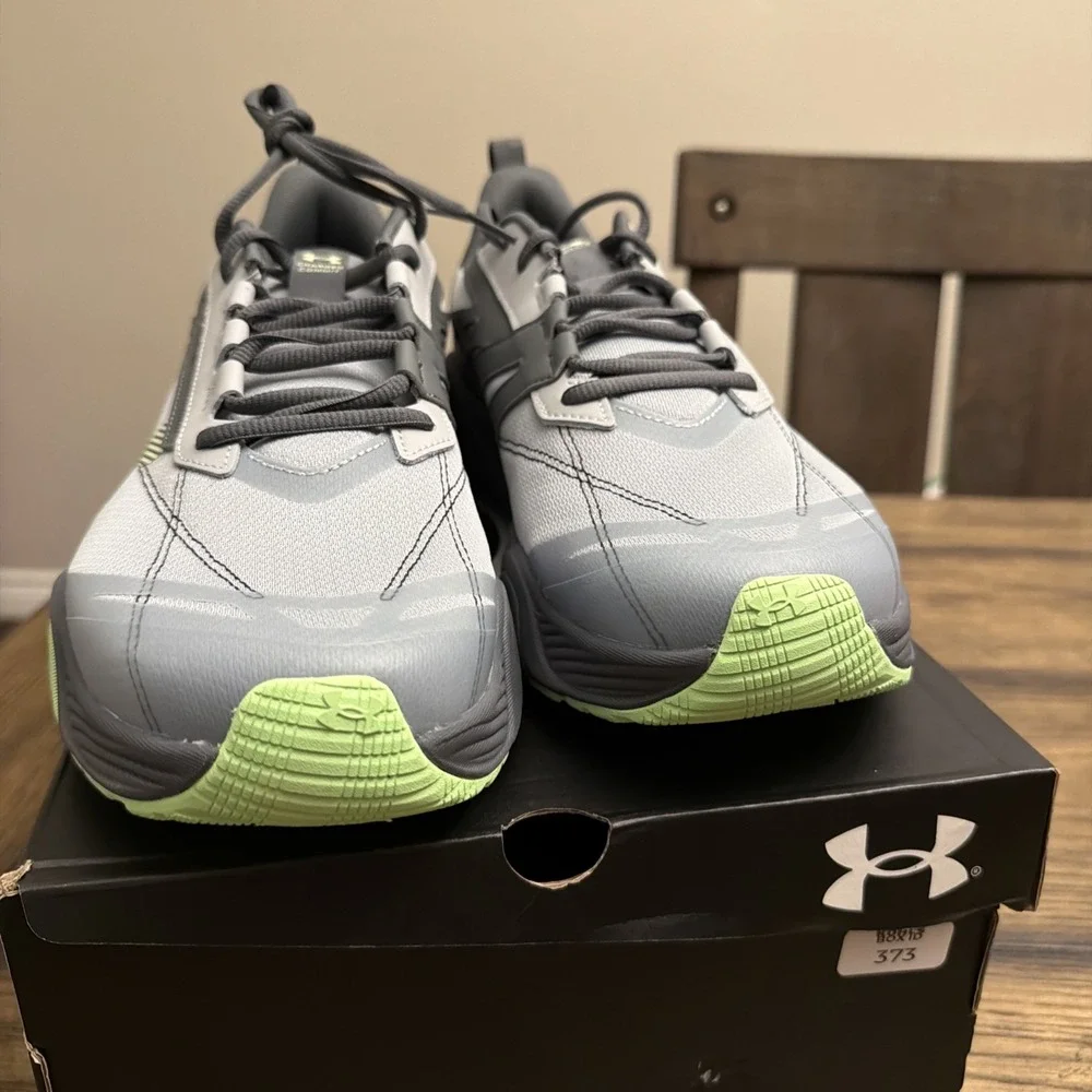 Under Armour new under